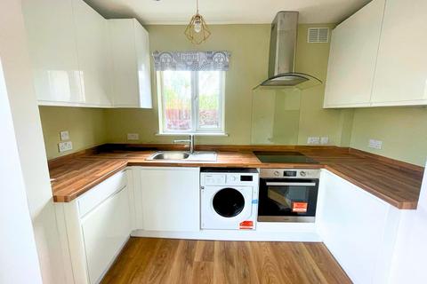 3 bedroom semi-detached house to rent, The Grove, Northfield, Birmingham, B31 3JX