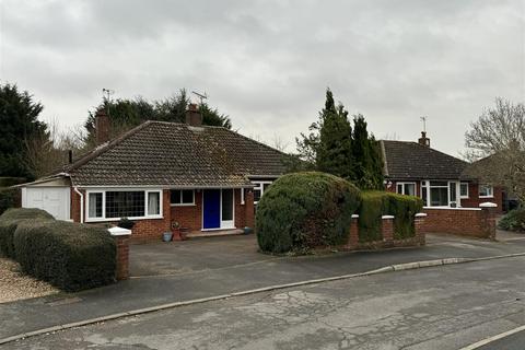 3 bedroom detached bungalow for sale, Colledge Close, Brinklow, Rugby