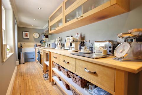 3 bedroom townhouse for sale - Walkergate, Beverley