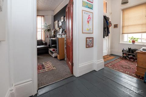 4 bedroom maisonette for sale, Royal Crescent, Sandown