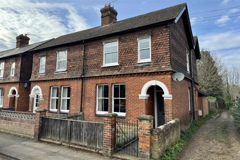 13 Wolseley Road, Godalming, GU7 3DX