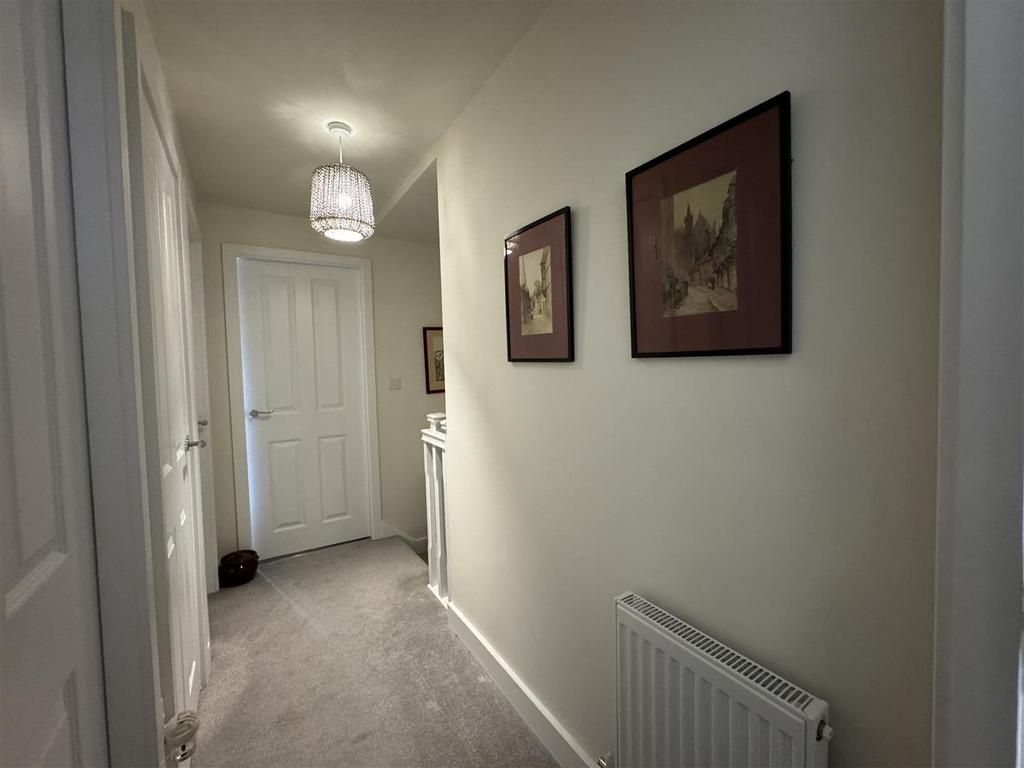Landing b 1 st floor
