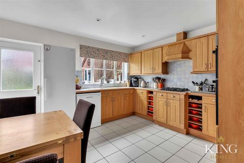 4 bedroom detached house for sale, Bramley Way, Bidford-On-Avon