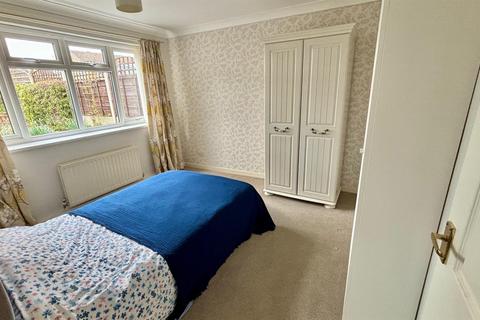 3 bedroom detached bungalow for sale, Manor Garth Road, Kippax, Leeds