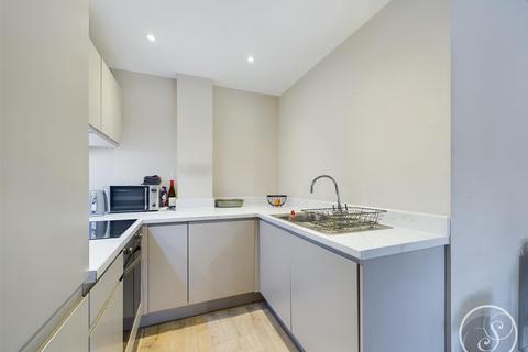 2 bedroom flat for sale, Green Quarter, Cross Green, Leeds