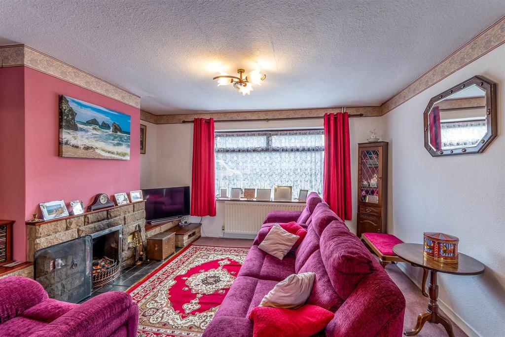 Moorhall Estate, Bakewell 3 bed semidetached house for sale £250,000