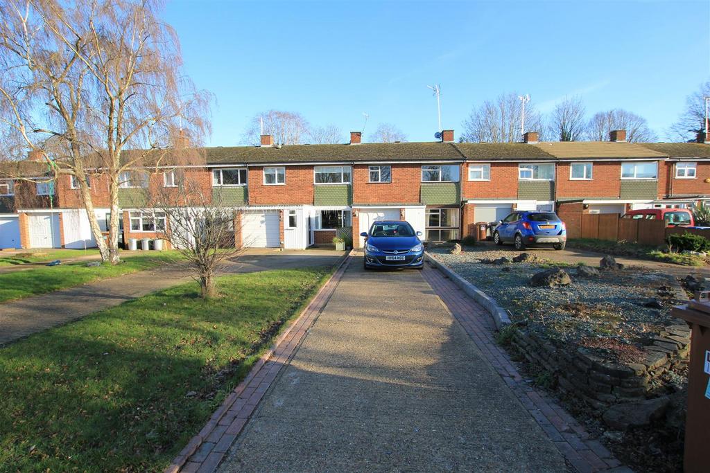 Becket Gardens, Welwyn 3 bed terraced house for sale £375,000