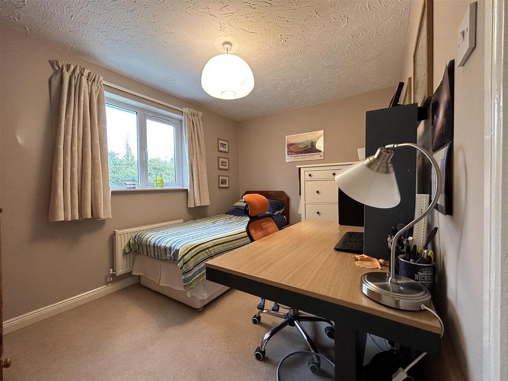 Bedroom 3.jpg