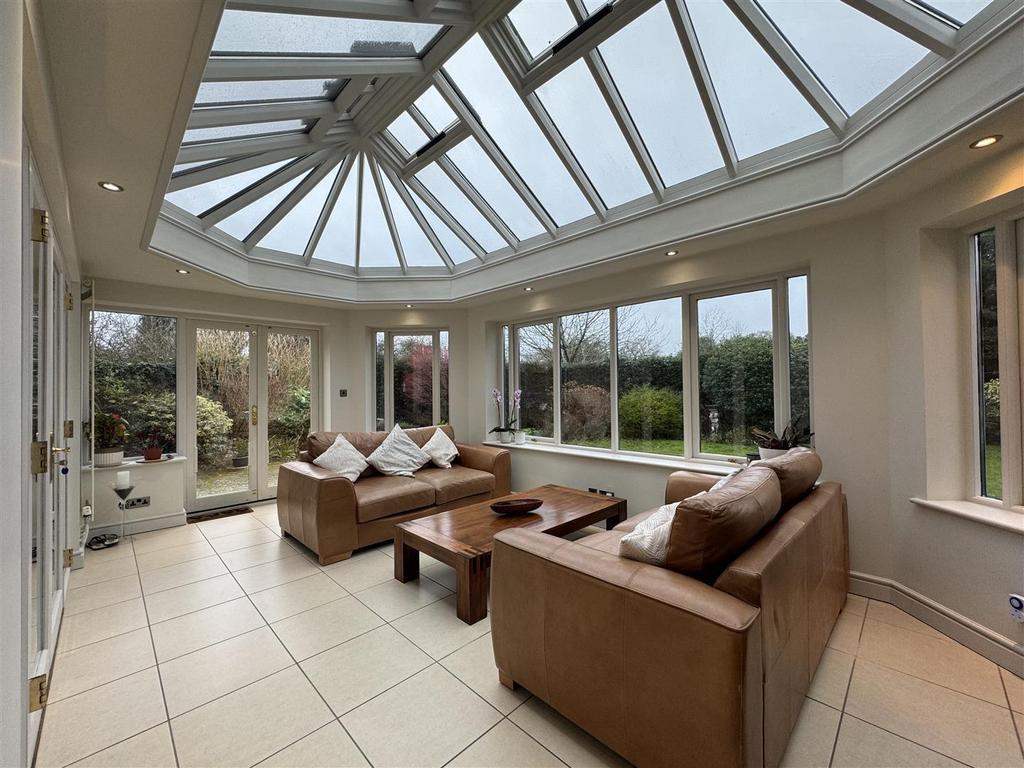 Orangery / snug