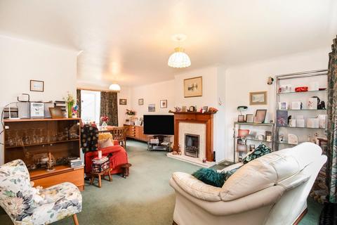 37 Ash Road, Harrogate, HG2 8EB