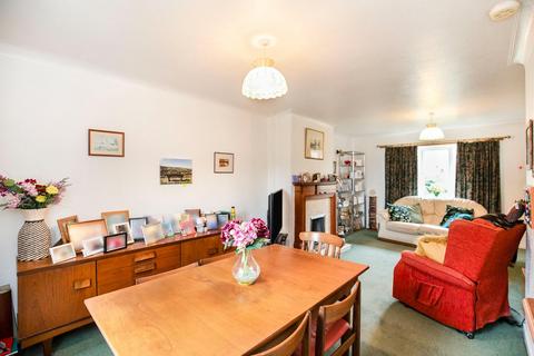 37 Ash Road, Harrogate, HG2 8EB