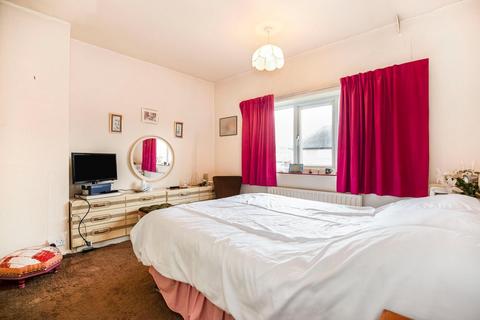 37 Ash Road, Harrogate, HG2 8EB