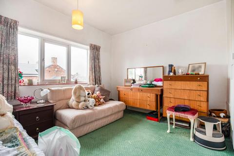 37 Ash Road, Harrogate, HG2 8EB