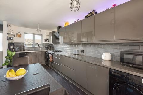 3 bedroom terraced house for sale, Churchill Avenue, Herne Bay, CT6