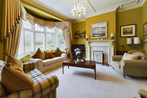 4 bedroom semi-detached house for sale, The Avenue, Whitley Bay