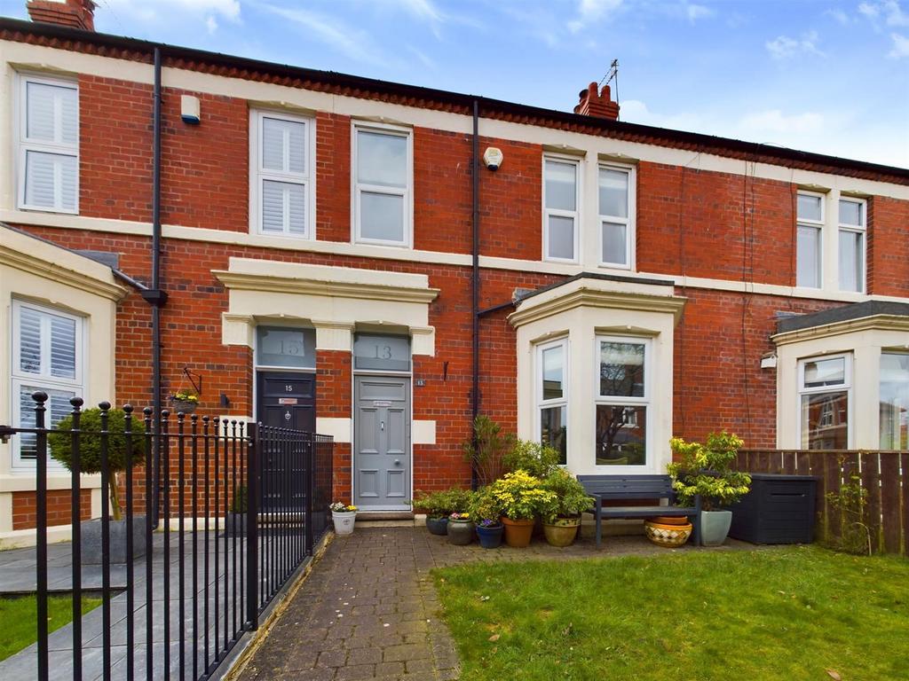 Melrose Avenue, Monkseaton 4 bed terraced house for sale £475,000