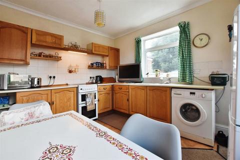 3 bedroom semi-detached house for sale - Lockton Grove, Hull