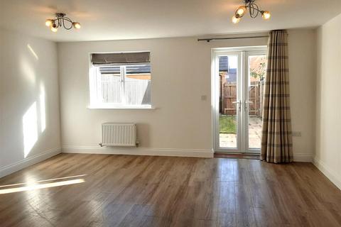 4 bedroom terraced house to rent, Langton Walk, Stamford