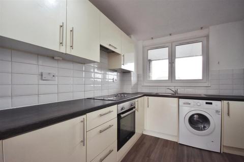 1 bedroom apartment for sale, Romulus Court, Justin Close, Brentford