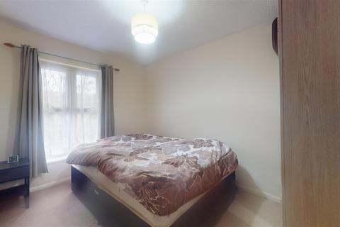 1 bedroom flat for sale, Langton Way, St. Annes Park, Bristol