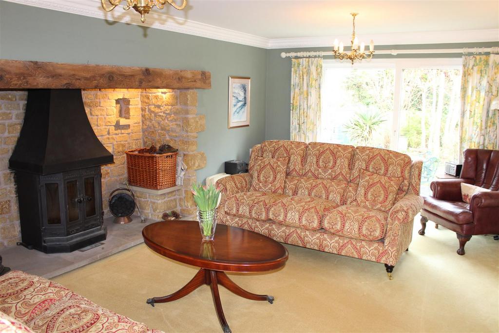 Kimble Close, Knightcote, Southam 5 bed house for sale £799,950