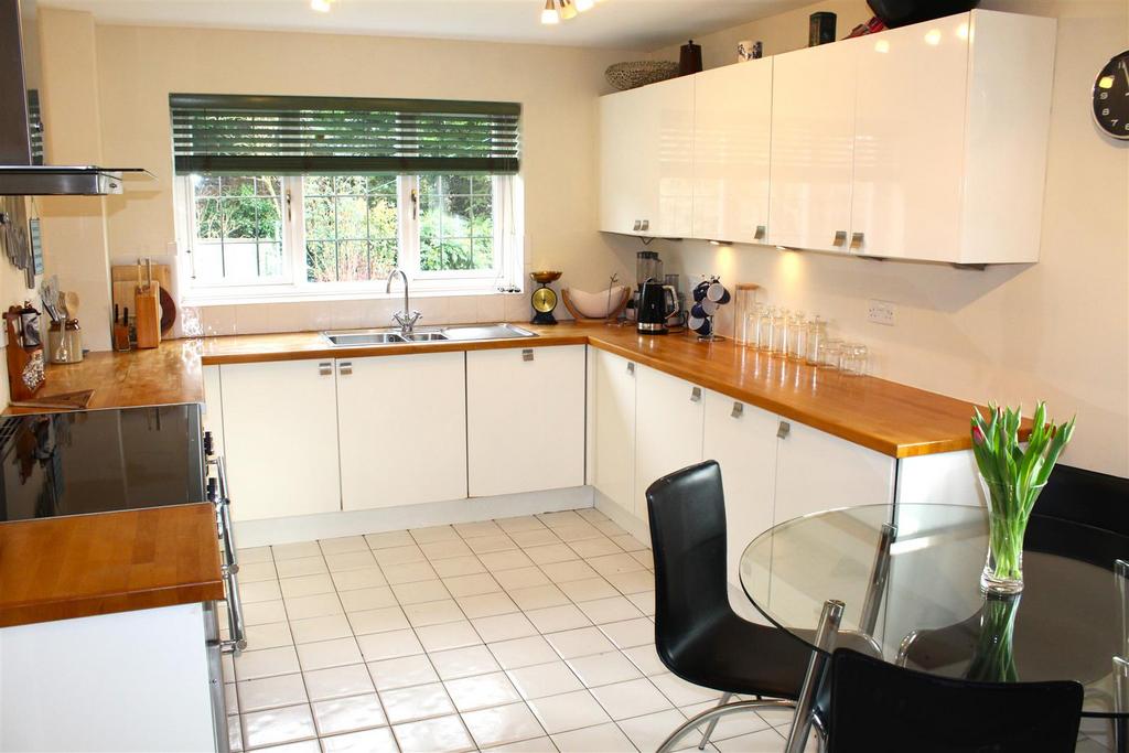 Kimble Close, Knightcote, Southam 5 bed house for sale £799,950