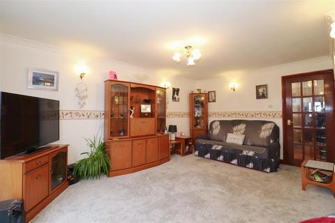 3 bedroom detached bungalow for sale, John Smith Close, Willoughby, Alford
