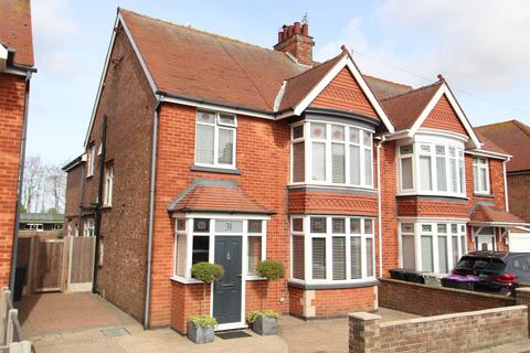 31 Briar Way, Skegness, PE25 3QA
