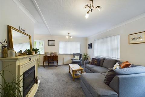 2 bedroom park home for sale - Oakfield Park, Llay, Wrexham