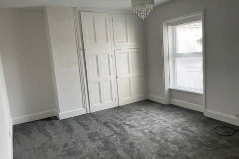 3 bedroom flat to rent, Lancaster Road, Poulton Le Fylde, Lancashire