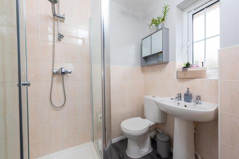 9 Brampton Gardens, Hatch Warren, Basingstoke, RG22 4RL