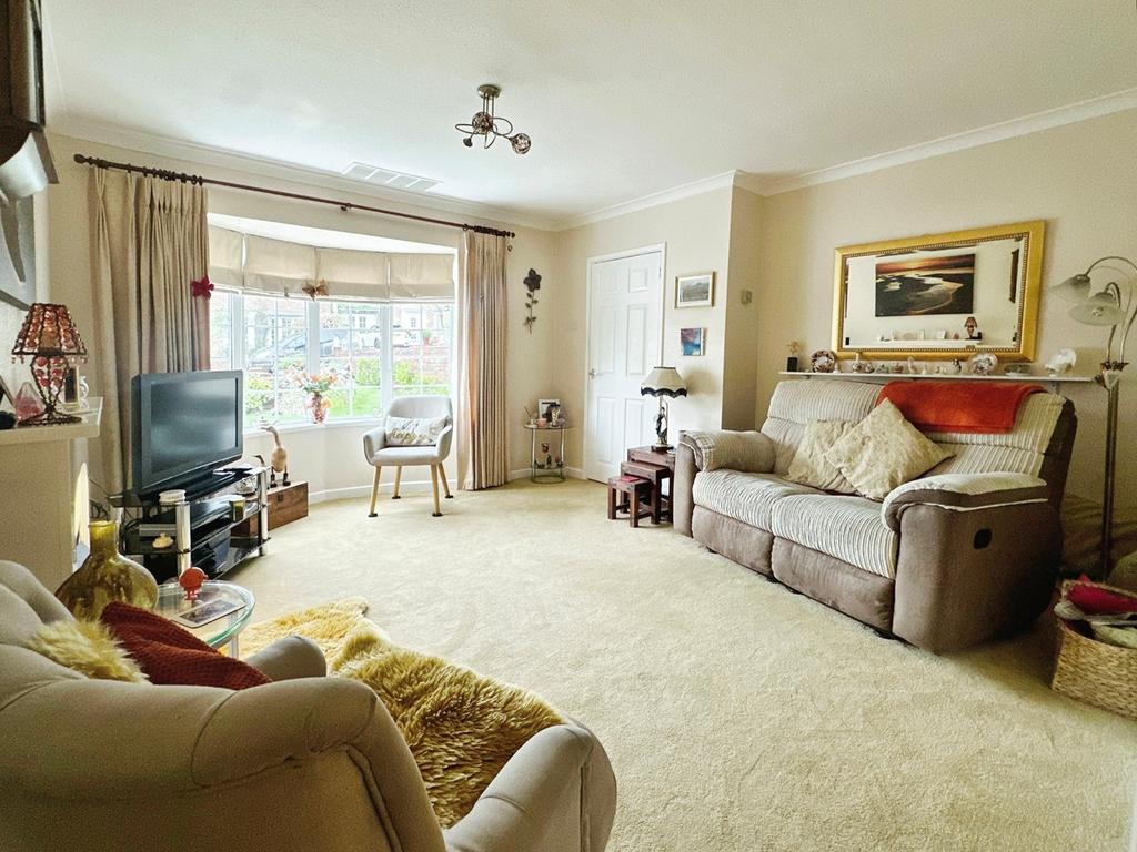 Croesonen Parc, Abergavenny NP7 4 bed link detached house for sale £
