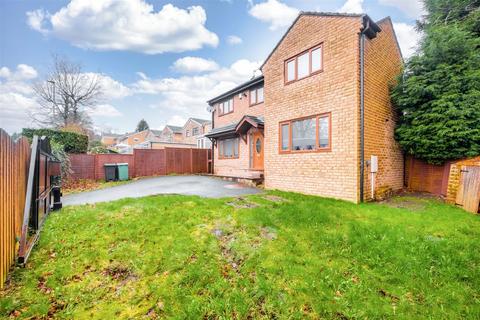 4 bedroom detached house for sale, New Hey Road, Huddersfield, HD3