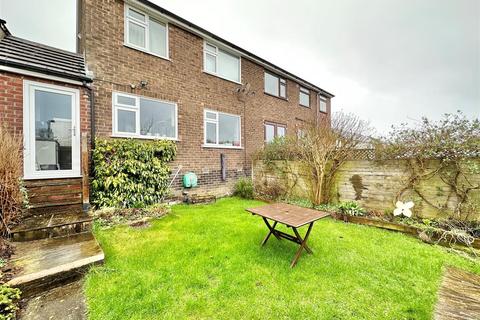 12 Ash Grove, Chinley, High Peak, SK23 6BQ