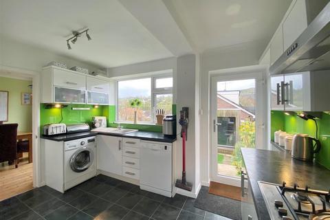 12 Ash Grove, Chinley, High Peak, SK23 6BQ