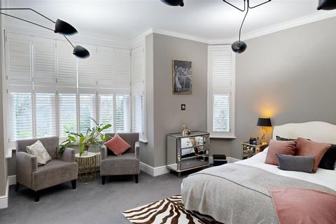 2 bedroom duplex for sale, Warwick New Road, Leamington Spa