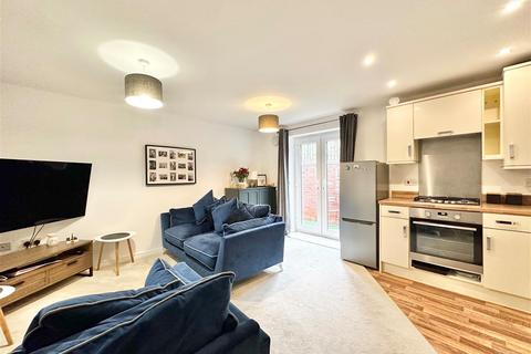1 bedroom ground floor flat for sale, Duddy Road, Disley, Stockport