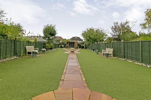 311 London Road, Ewell, Epsom, KT17 2DD