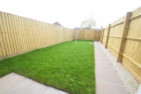 18 Stratford Grove, Penkridge, Stafford, ST19 5SE