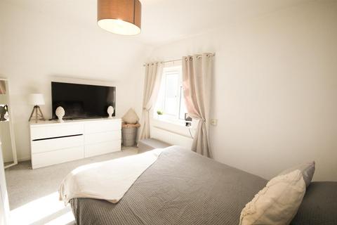 58 The Birches, Cheadle, Stoke-on-trent, ST10 1EJ