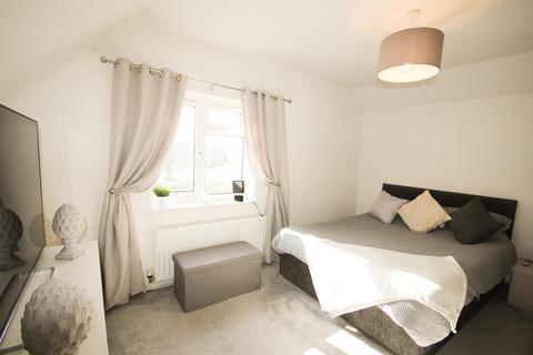 58 The Birches, Cheadle, Stoke-on-trent, ST10 1EJ