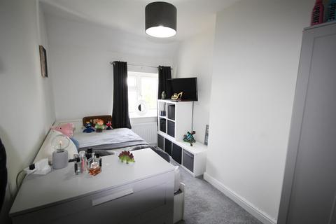 58 The Birches, Cheadle, Stoke-on-trent, ST10 1EJ