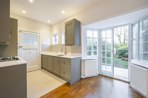 3 bedroom house to rent, Oakwood Road, Hampstead Garden Suburb, NW11