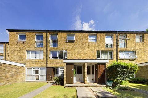 33 Markfield, Croydon, CR0 9HH