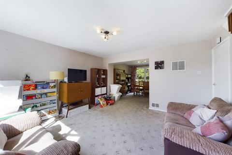 33 Markfield, Croydon, CR0 9HH