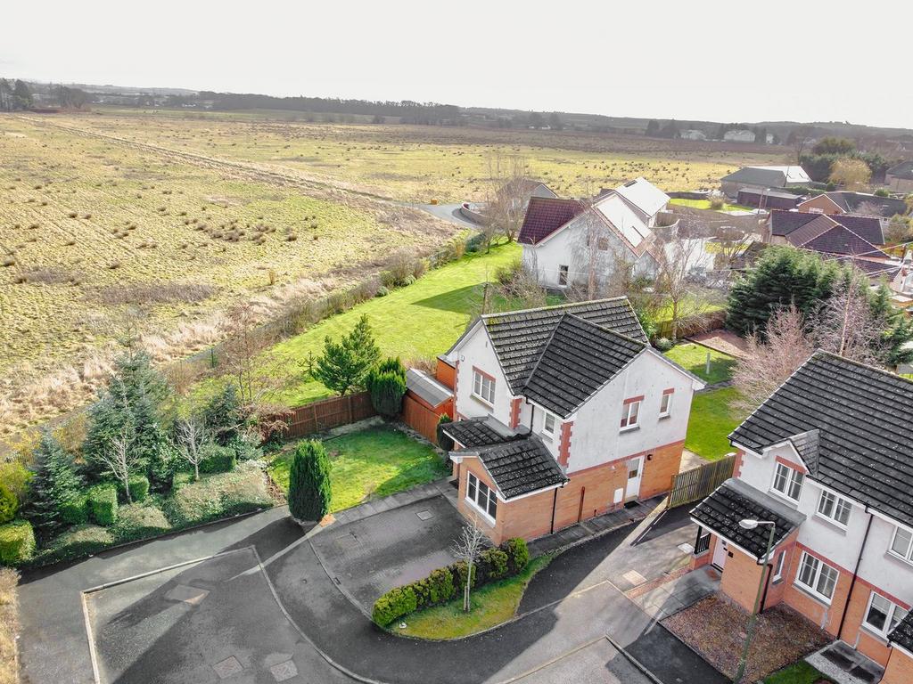 Hirst Crescent, Fallin, Stirling, FK7 4 bed detached house for sale £