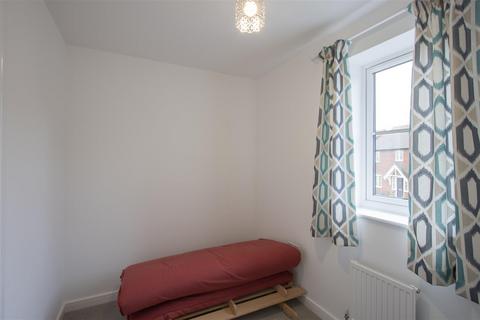 7 Baker Road, Wingerworth, Chesterfield, S42 6GR