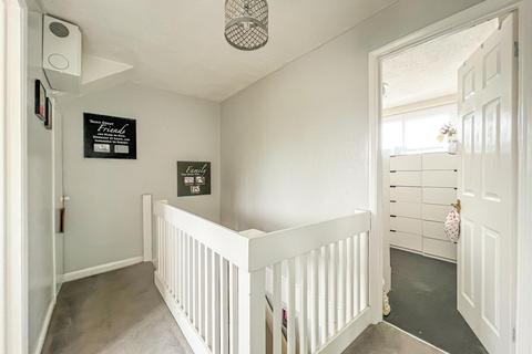 22 Brooklyn Drive, Rayleigh, SS6 9LW