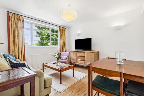 2 bedroom flat for sale, Hartington Road, London, W4
