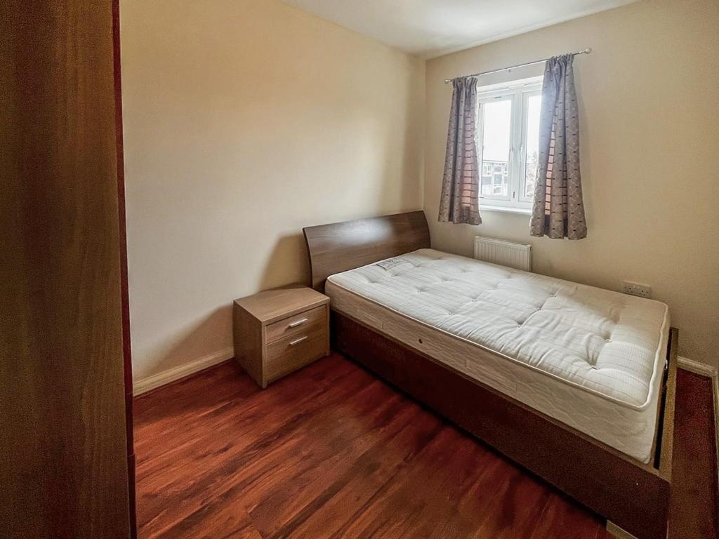 2 F Bedroom 2.jpg